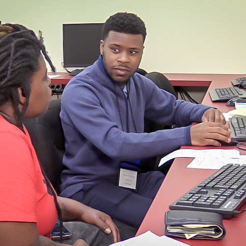 B-CU Student Volunteers prepare taxes - at no charge!